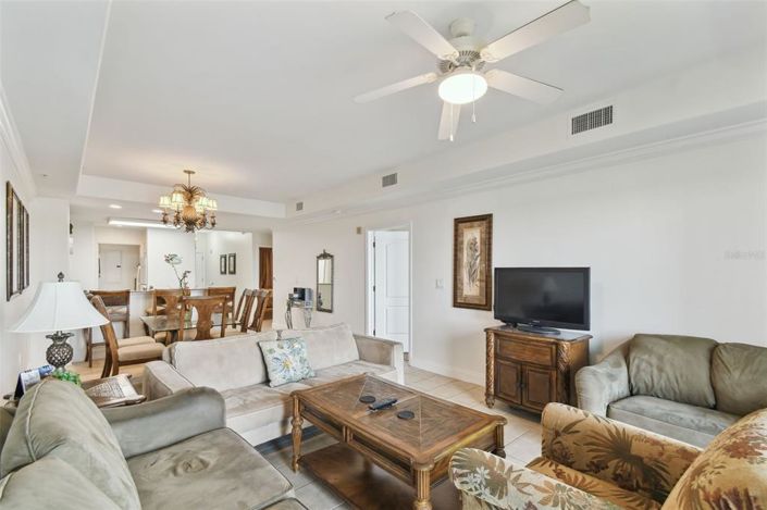 Image No.32-2 Bed Property for sale