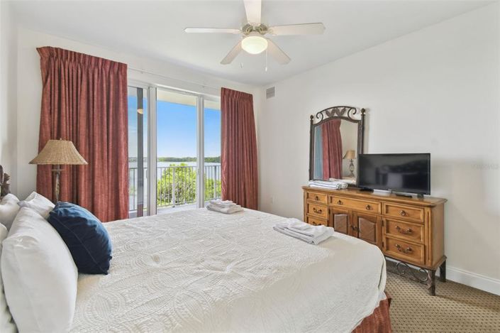 Image No.35-2 Bed Property for sale