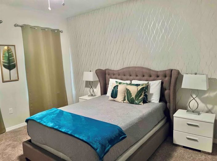 Image No.16-5 Bed Property for sale