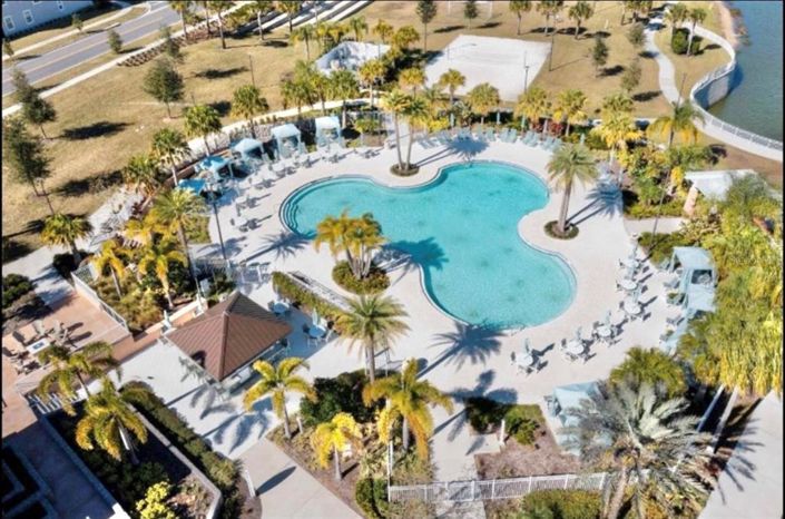 Image No.18-5 Bed Property for sale