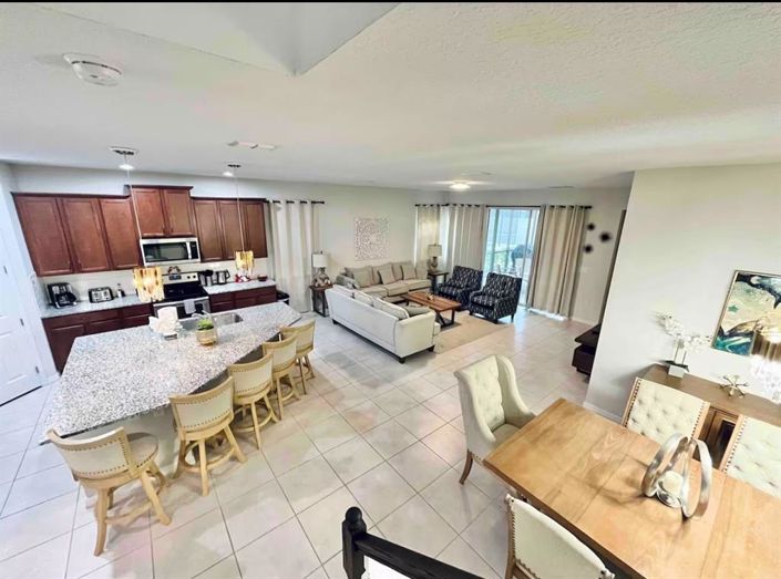 Image No.6-5 Bed Property for sale