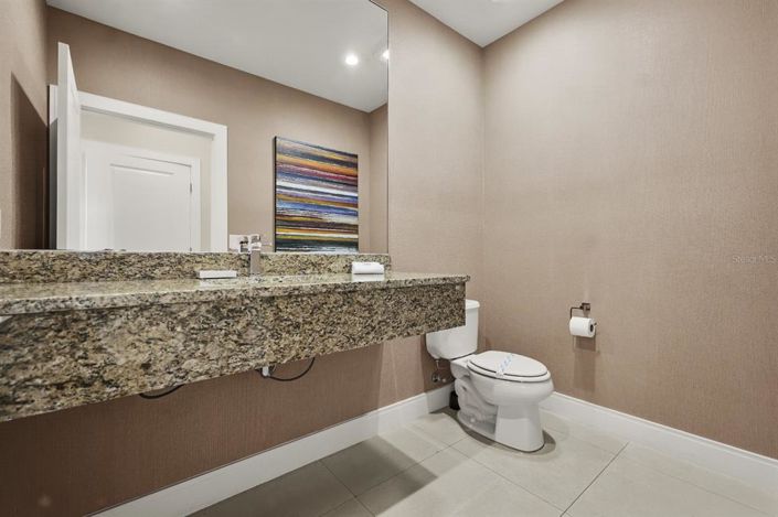 Image No.10-4 Bed Townhouse for sale