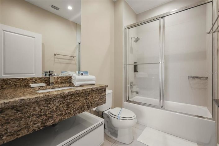 Image No.23-4 Bed Townhouse for sale