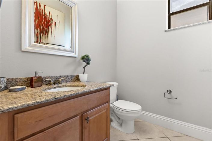 Image No.37-6 Bed Property for sale