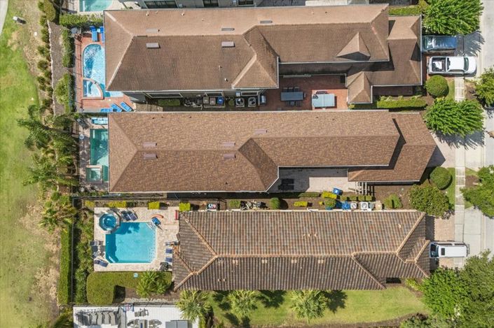 Image No.45-6 Bed Property for sale