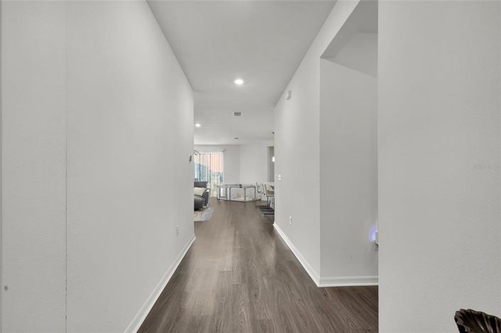 Image No.8-4 Bed Property for sale