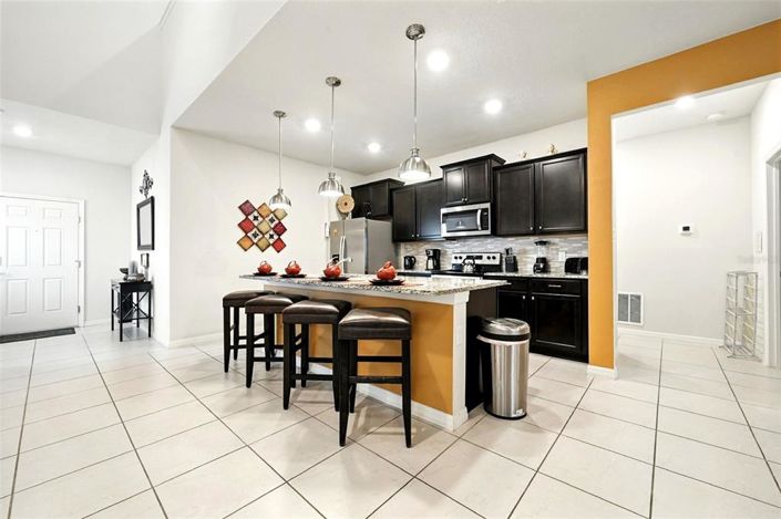 Image No.22-7 Bed Property for sale