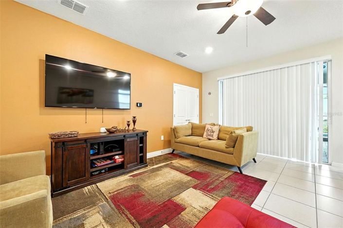 Image No.29-7 Bed Property for sale