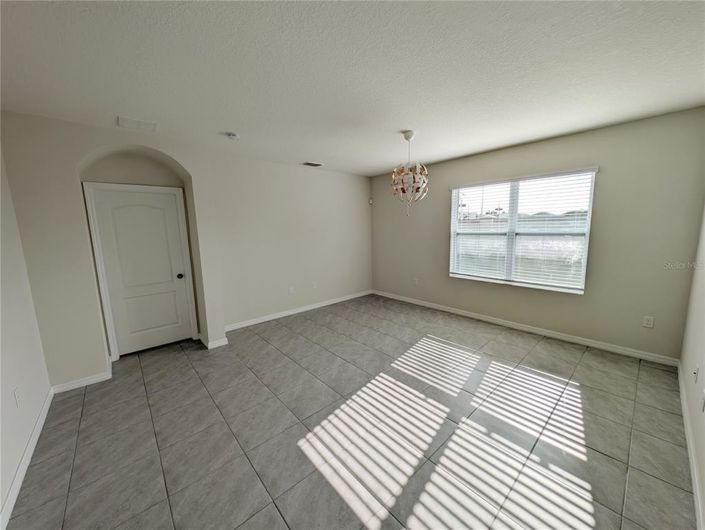 Image No.7-4 Bed Property for sale