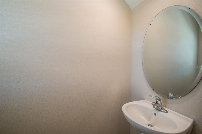 Image No.20-4 Bed Property for sale