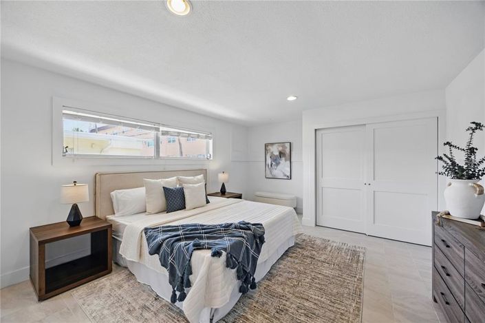 Image No.16-2 Bed Property for sale