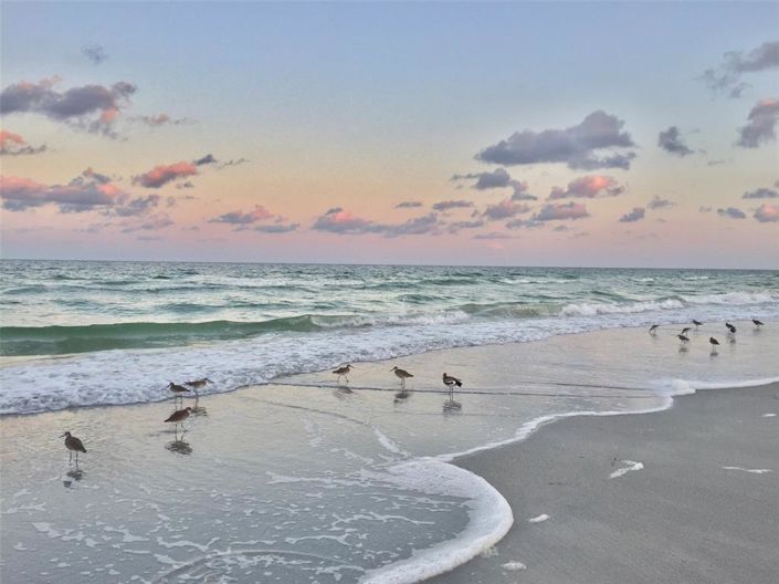 Image No.3-2 Bed Property for sale