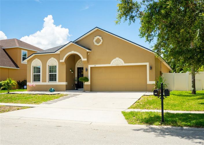 Image No.1-3 Bed Property for sale