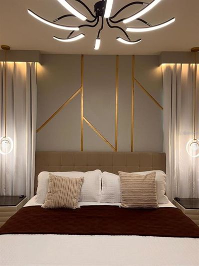 Image No.15-5 Bed Property for sale