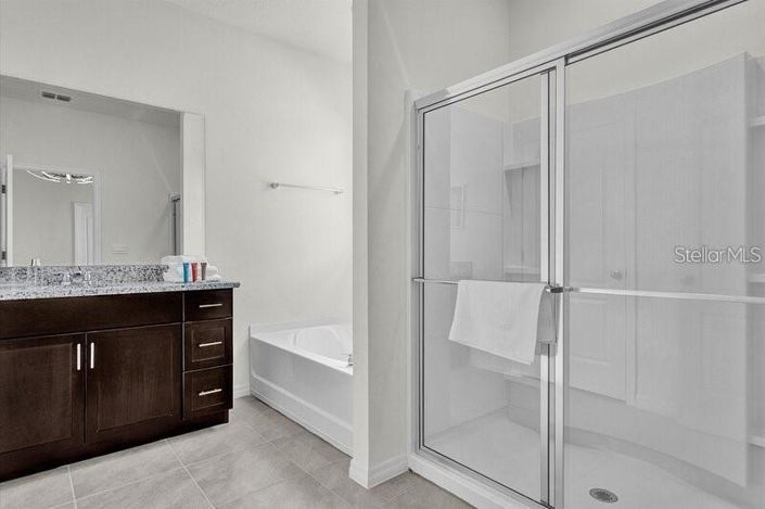 Image No.21-5 Bed Property for sale