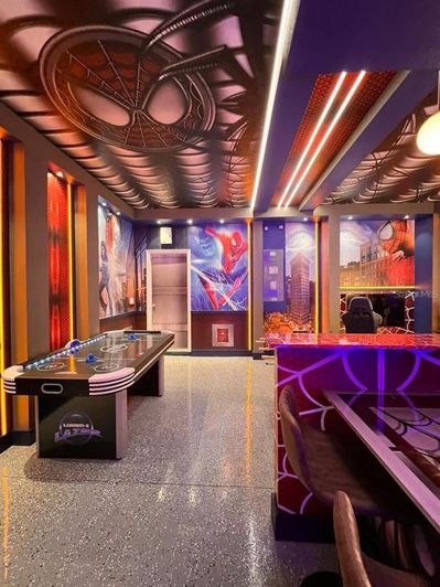 Image No.44-5 Bed Property for sale