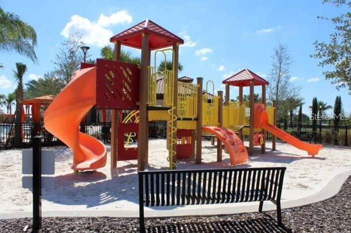 Image No.54-5 Bed Property for sale