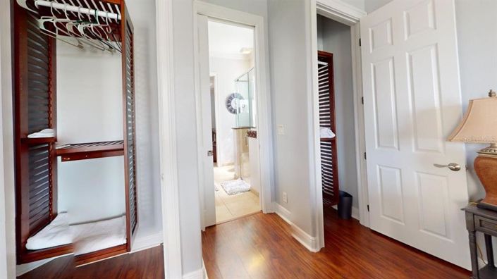 Image No.25-4 Bed Property for sale