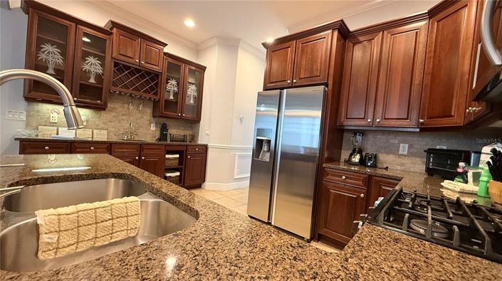 Image No.5-4 Bed Property for sale