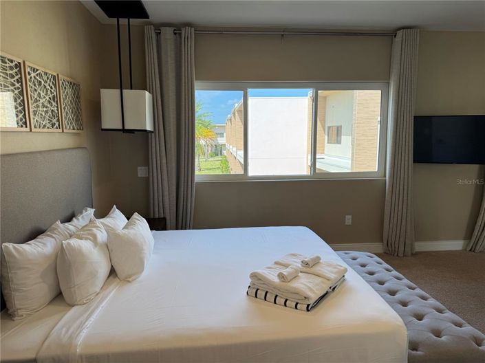 Image No.16-4 Bed Property for sale