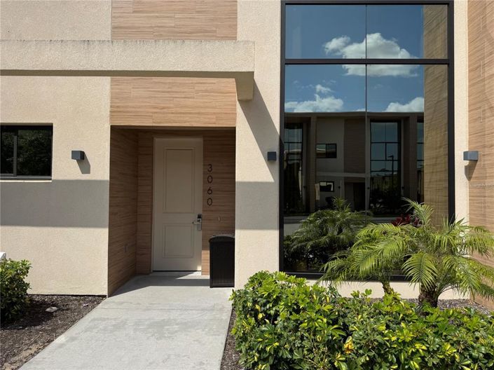 Image No.2-4 Bed Property for sale