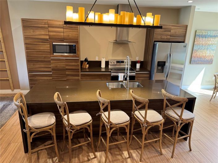 Image No.3-4 Bed Property for sale