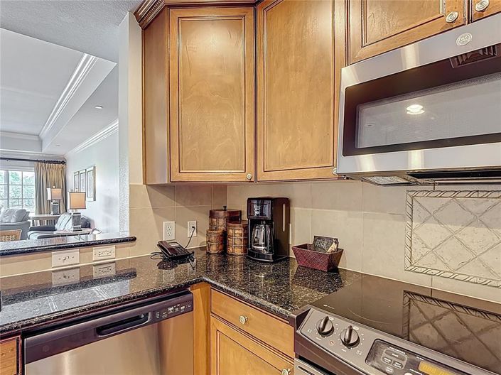 Image No.10-3 Bed Property for sale