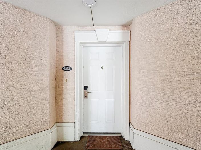 Image No.5-3 Bed Property for sale