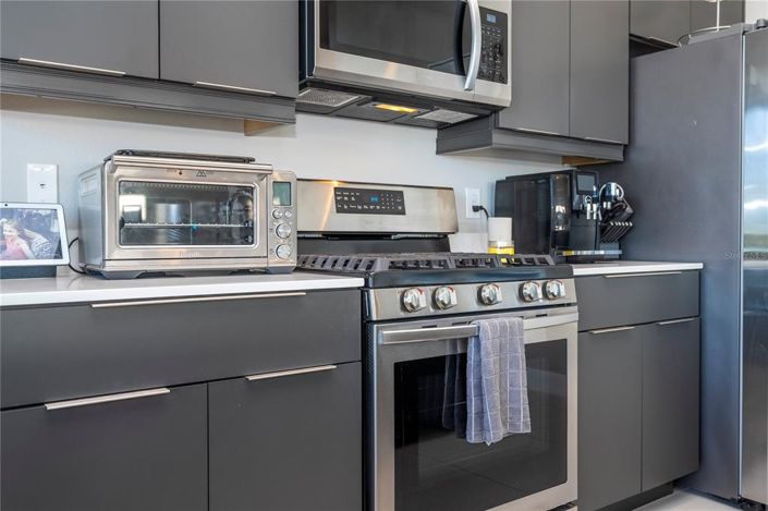 Image No.11-5 Bed Property for sale