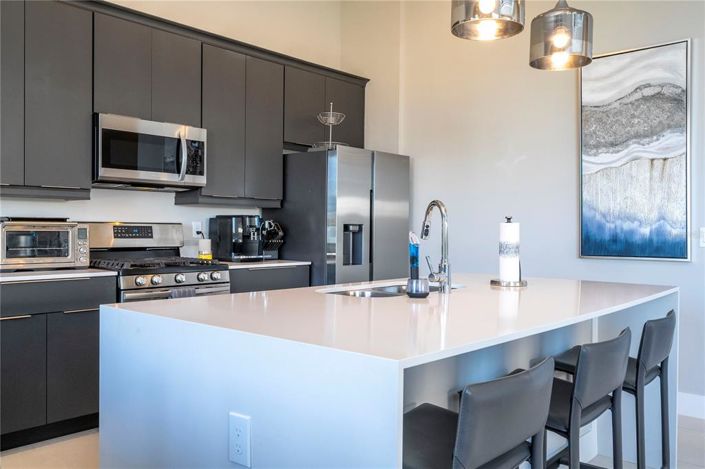 Image No.18-5 Bed Property for sale