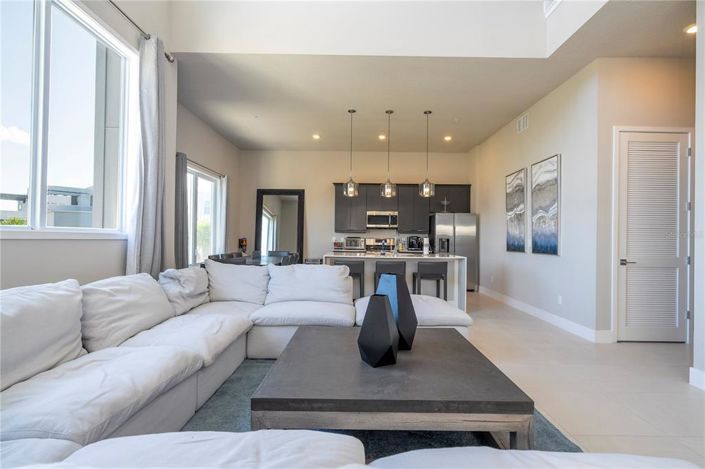 Image No.25-5 Bed Property for sale