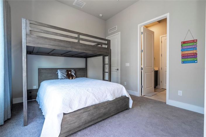 Image No.41-5 Bed Property for sale