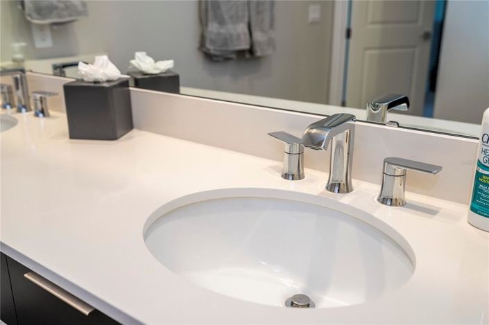 Image No.47-5 Bed Property for sale