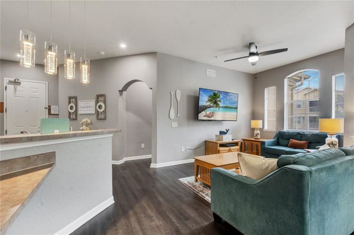 Image No.17-4 Bed Property for sale