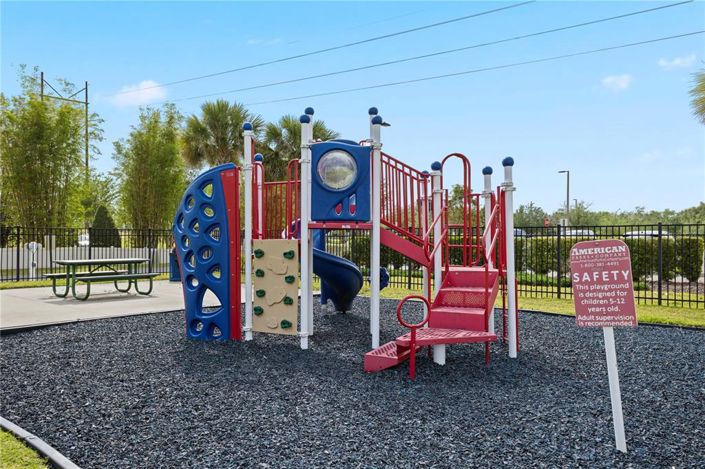 Image No.51-4 Bed Property for sale