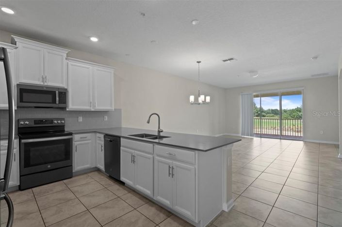 Image No.4-3 Bed Property for sale