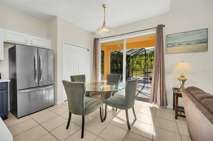 Image No.24-6 Bed Property for sale