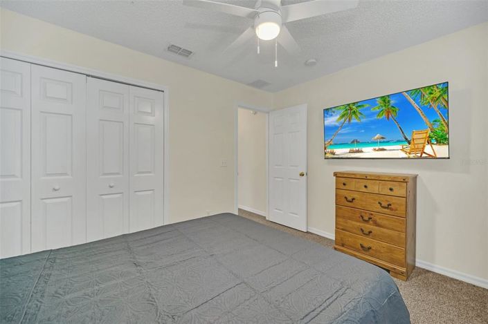 Image No.42-6 Bed Property for sale