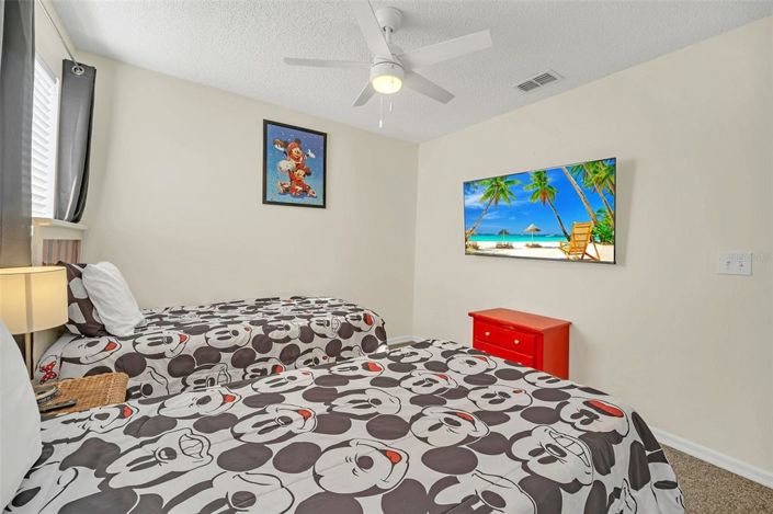 Image No.44-6 Bed Property for sale