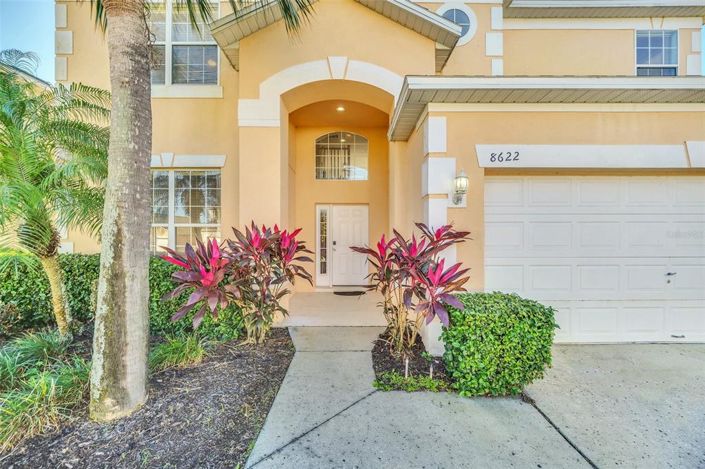 Image No.5-6 Bed Property for sale