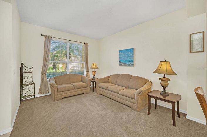 Image No.8-6 Bed Property for sale