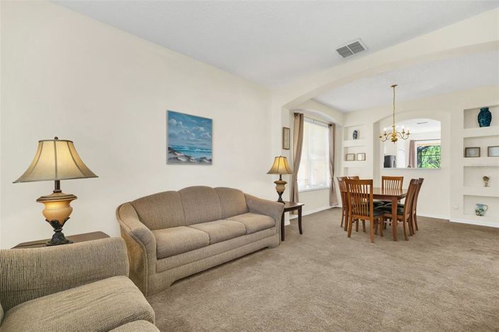 Image No.9-6 Bed Property for sale