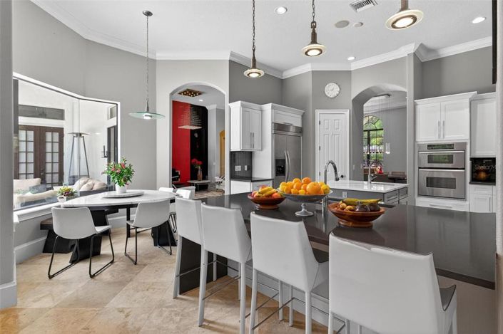 Image No.49-5 Bed Property for sale