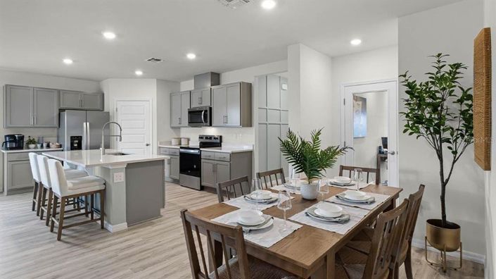 Image No.6-5 Bed Property for sale