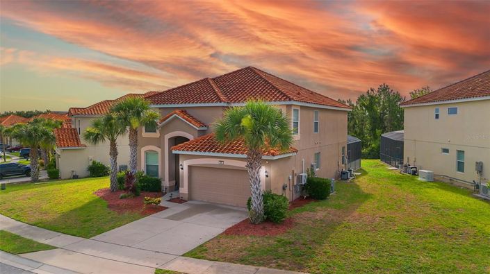 Image No.9-6 Bed Property for sale