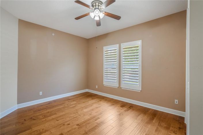 Image No.15-4 Bed Property for sale