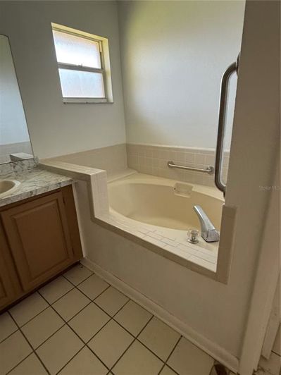 Image No.13-5 Bed Property for sale