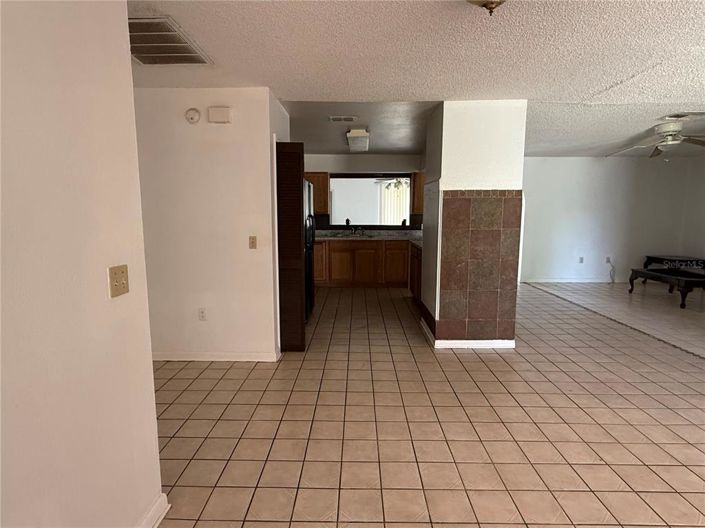 Image No.16-5 Bed Property for sale