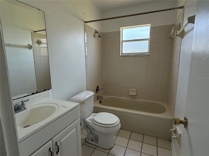 Image No.25-5 Bed Property for sale