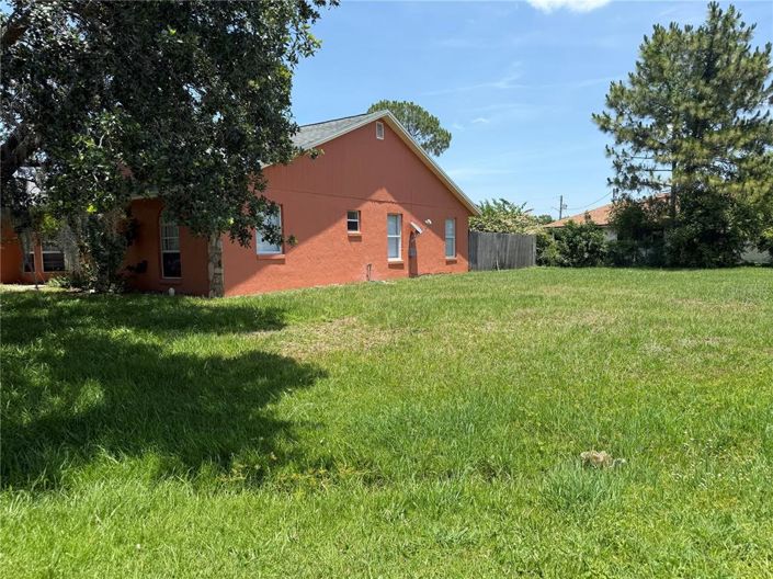 Image No.26-5 Bed Property for sale